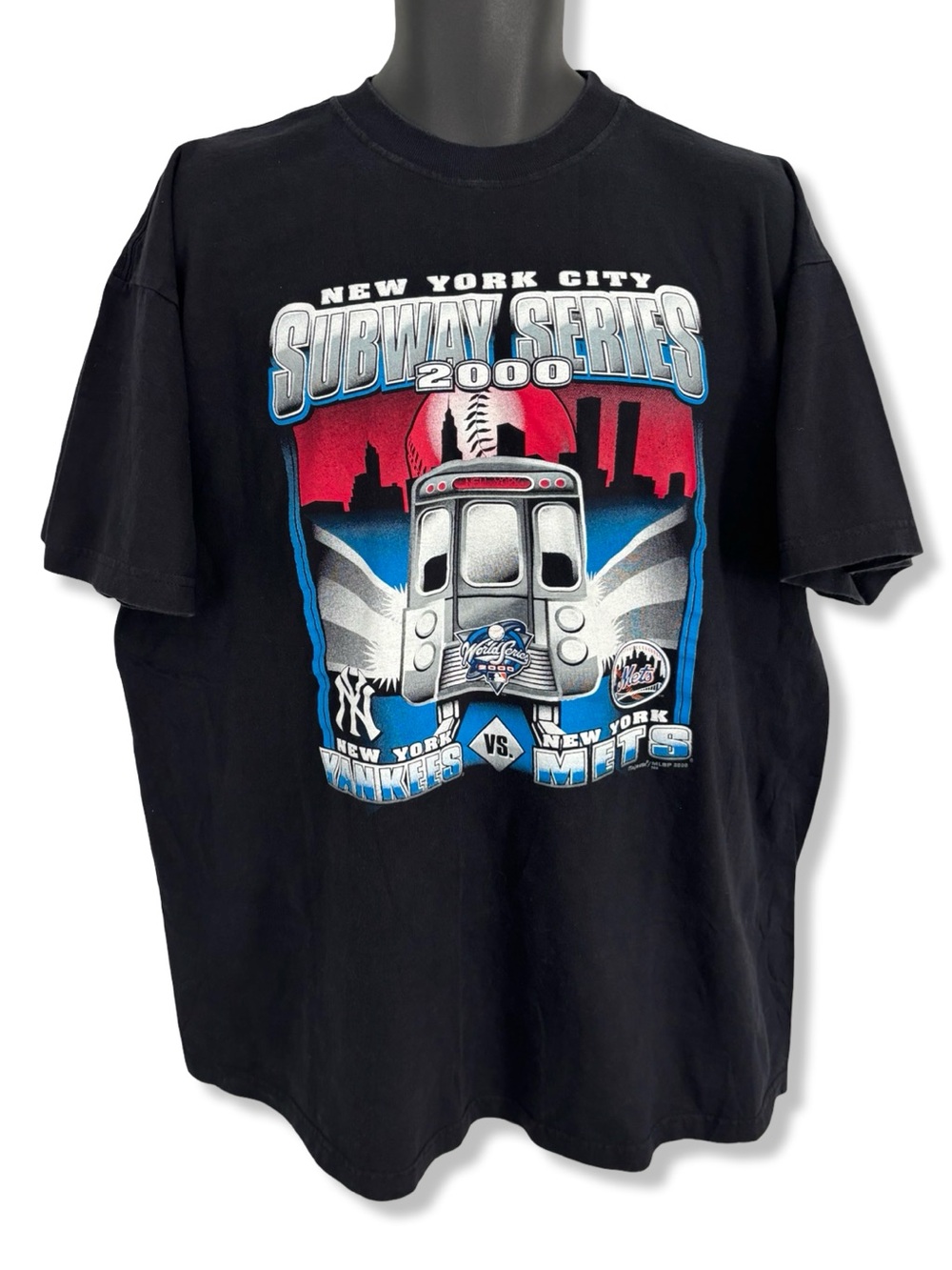 Vintage Y2K New York City Subway Series 2000 Yankees vs Mets Black Graphic Tee